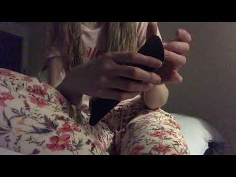 ASMR ~ Night time Ten Minute Tingles ~ light Tapping - Scratching on cardboard Paper small box