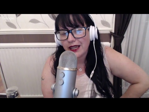 Asmr - Fast Speed Tapping on hair and beauty products - Relax with me LIVE! 22:30 gmt