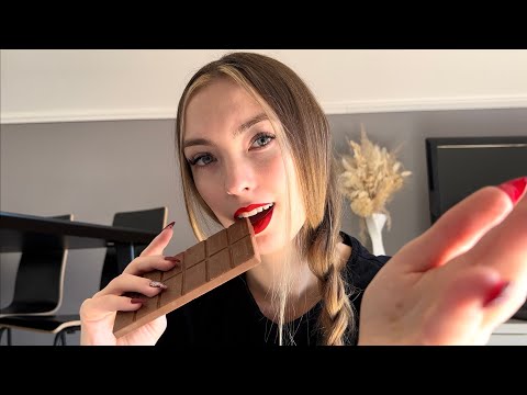 ASMR | CHOCOLATE tapping and scratching 👅 (german/deutsch)