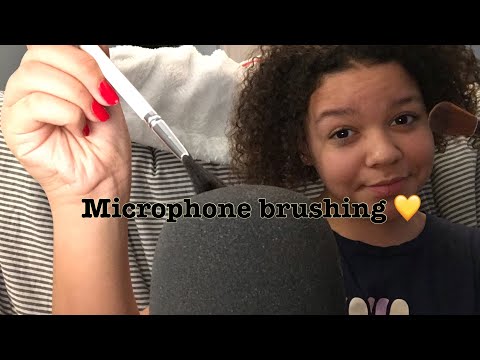 ASMR- microphone brushing