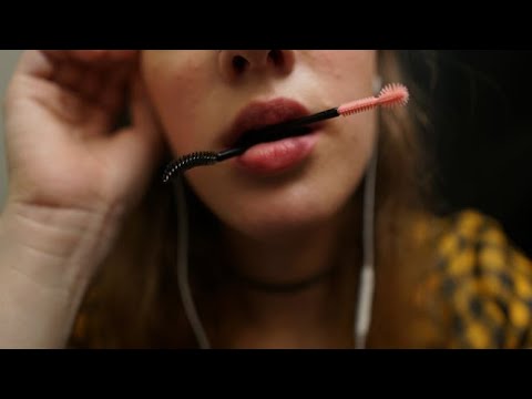 ASMR-Up Close Spoolie Nibbling (mouth sounds)