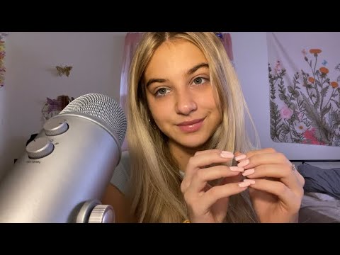 ASMR Fast Nail Tapping and Mic Scratching + Whispering ⭐️