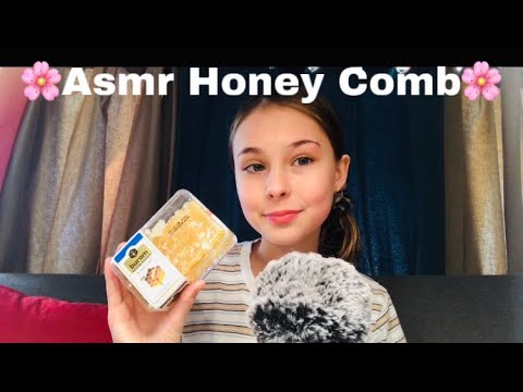 Asmr ~ Honey Comb Eating | Whispered | 🍯🌸