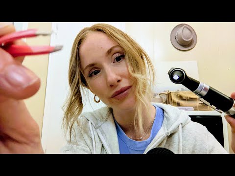 ASMR | doing your eyebrows 👀 (plucking, personal attention, gloves)