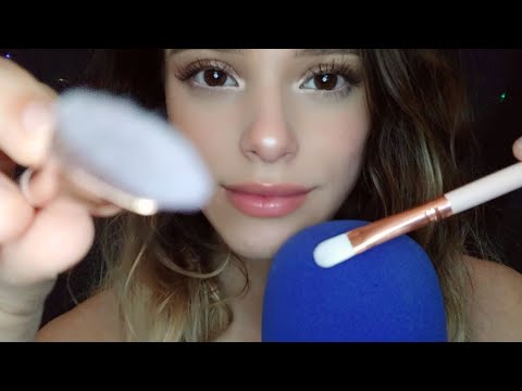 ASMR | Simple Camera/Mic Brushing🖌w/ some Mouth Sounds 💆