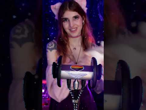 ASMR #shorts ~ Squeaky sounds to make brain brrr