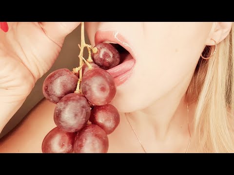 ASMR Watch me Eating Grapes