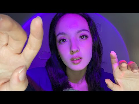 ASMR | Tapping On Your Face + Complimenting You (Different Textures and Sounds, WLW)