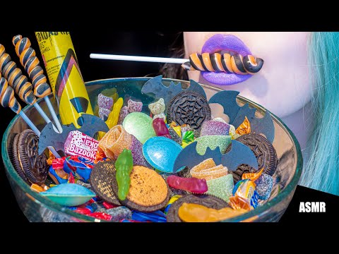 ASMR: LOLLIPOP, OREO, FLYING SAUCERS, SOUR, SPICY | Halloween Candy Bowl 🎃 ~ [No Talking|V] 😻