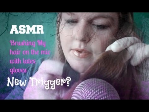 ASMR Brushing My hair on the blue yeti with latex gloves on,Tingly🎧