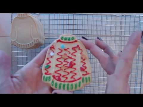ASMR Soft Spoken ~ Decorating Ugly Sweater Cookies