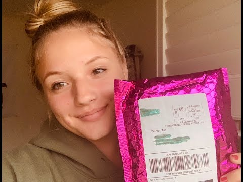 ASMR sounds- unboxing Ipsy my package