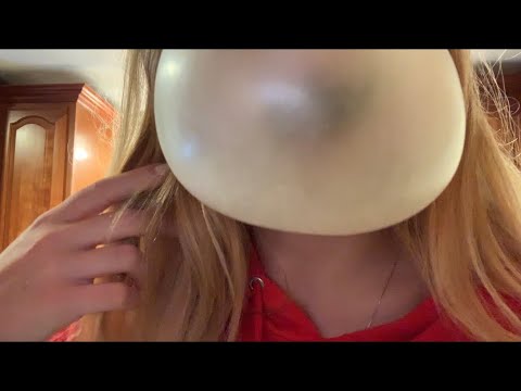 ASMR GUM CHEWING/BLOWING BUBBLES/TAPPING