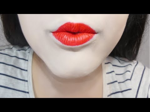 ASMR Friend Roleplay - Personal Attention, Kisses, Whisper & I love you