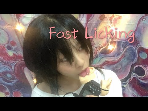 ASMR FAST EAR LICKING AND EATING｜BOUNCE TONGUE