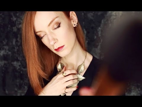Up close necklace sounds ASMR ✨ Soft Touches / Whispered