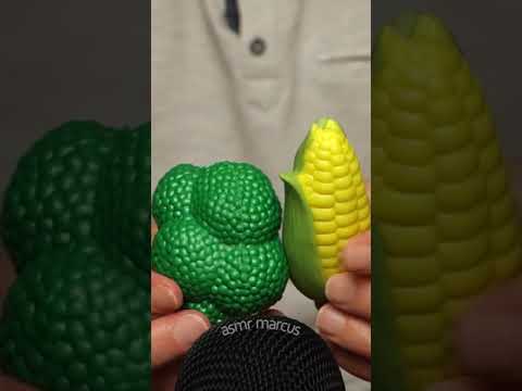 ASMR Tapping And Rubbing Plastic Toys Vegetables #short
