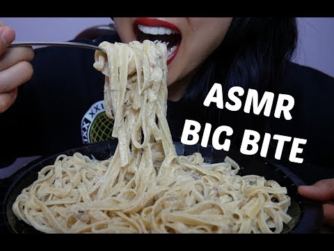ASMR SUPER Creamy Fettuccine Alfredo (BIG BITES EATING SOUNDS) No Talking | SAS-ASMR