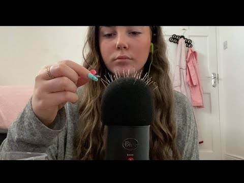 ASMR~taking needles out of the microphone