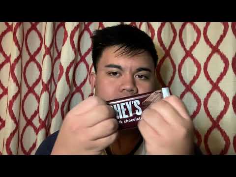 ASMR 1 Minute with a Hershey's Chocolate Bar (No Talking)