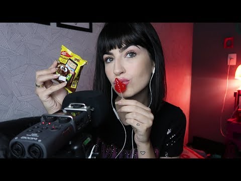 ASMR BINAURAL - Comendo doces/ Eating Candy!