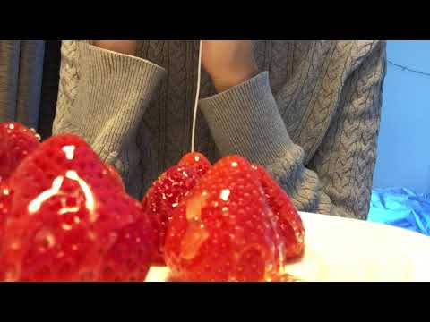 ASMR eating candied strawberries 🍓
