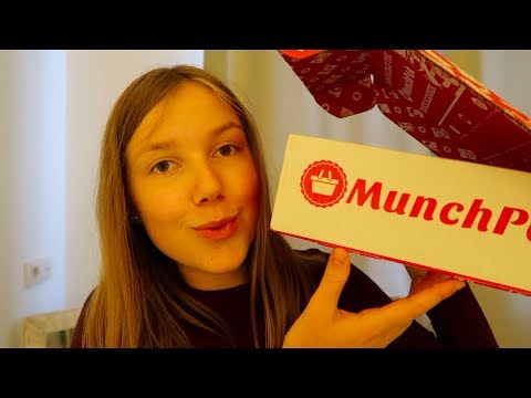 ASMR: Eating foreign snacks from MunchPak!~soft spoken