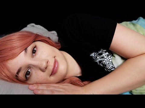 ASMR 💖 FALLING ASLEEP WITH YOUR GIRLFRIEND (SHE'S WEARING YOUR SHIRT) 💖 GENDER NEUTRAL