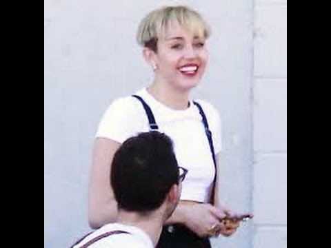 Miley Cyrus Debuts Bowl Cut Hairstyle In Los Angeles Having Fun With Freinds !