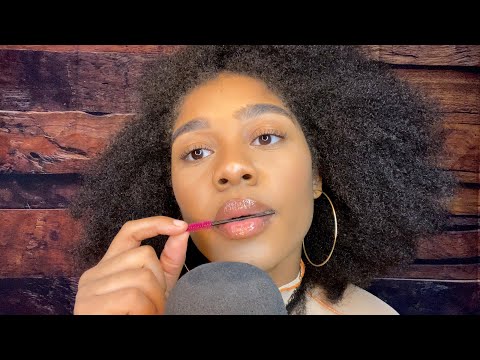 ASMR- Soft Spoolie Nibbling + Hand Movements 😛✨ (WET MOUTH SOUNDS)