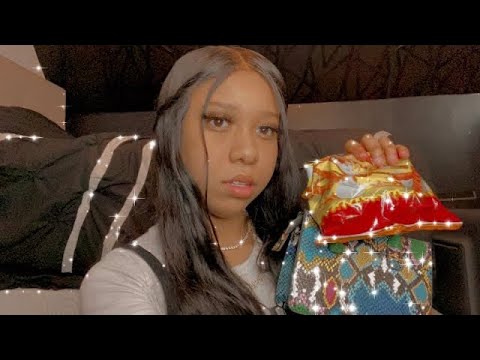ASMR | Hot Cheetos Girl In Class🥵| Roleplay