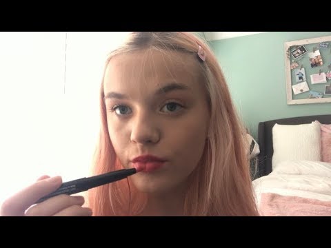 ASMR Tingly Lipgloss Application (mouth sounds, kisses, tapping, etc)