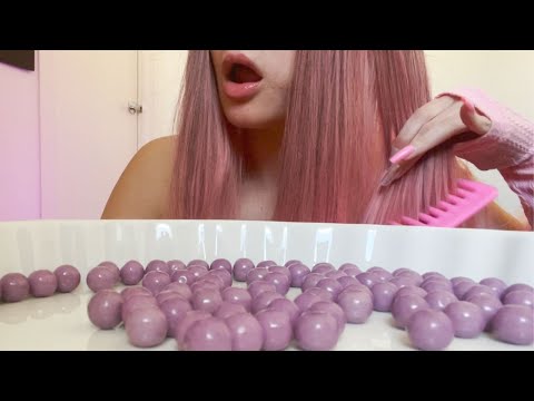 1 Minute ASMR | Hot Girl Chews Gum and Brushes Hair