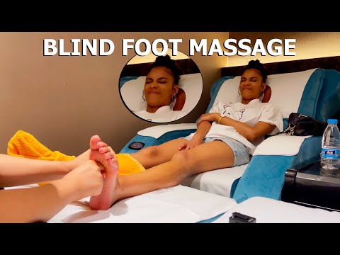 ASMR: Relaxing Chinese BLIND FOOT MASSAGE!