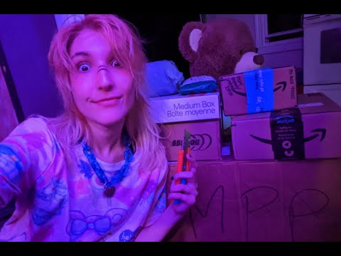 PO Box Mail Time & Playing STRAY: Kitty Simulator [ft. guest MasterR3C0RD]