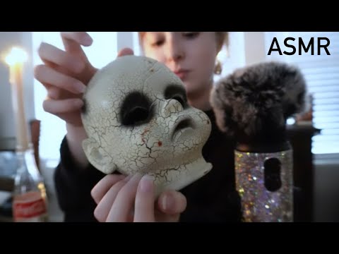 ASMR tapping on Halloween items🎃
