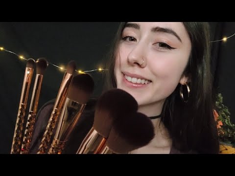 ASMR | Brushing Your Face with Different Brushes 🖌 (Gentle Brushing Sounds)