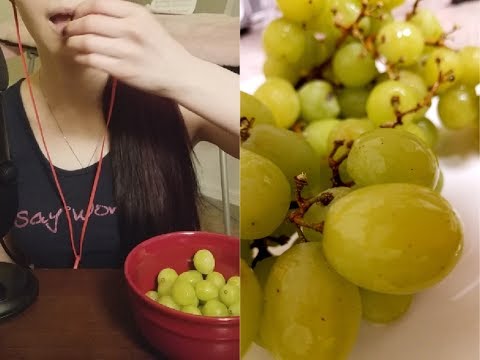 ASMR | 🍇 Eating Extremely Crunchy Grapes | *No Talking*