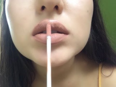 ASMR try on Lip Gloss with me!