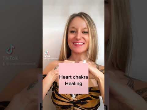 Heart Chakra Healing 💜✨ #energyhealing #asmrreiki #reiki #reikihealing #energyhealer