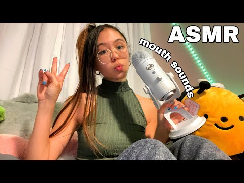 ASMR | Cozy Fast and Slow Mouth Sounds (wet/dry + hand movements)