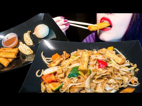 ASMR: Fried Noodles & Deep-Fried Spring Rolls | Asian Takeout 🥟 ~ Relaxing Eating [No Talking|V] 😻