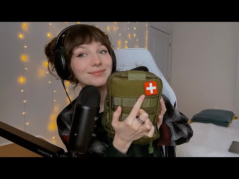 ASMR | 💊 Soft Whispering & Run Through Of My Med Kit (plastic sounds, tapping)