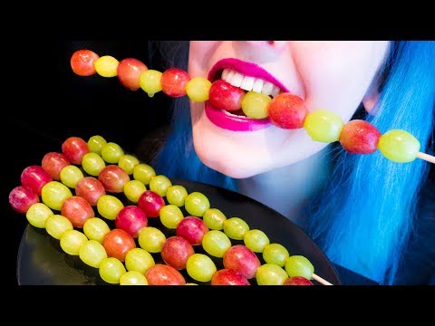 ASMR: Crunchy "Twelve Grapes" with Fizzy Sparkling Drink ~ Relaxing Eating Sounds [No Talking|V] 😻