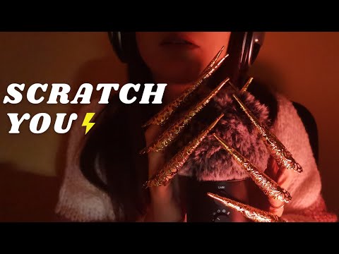 ASMR - FAST SCRATCHING YOU TO SLEEP (SCRATCHING FLUFFY COVER, Saying Scratch, Close Up whispering)