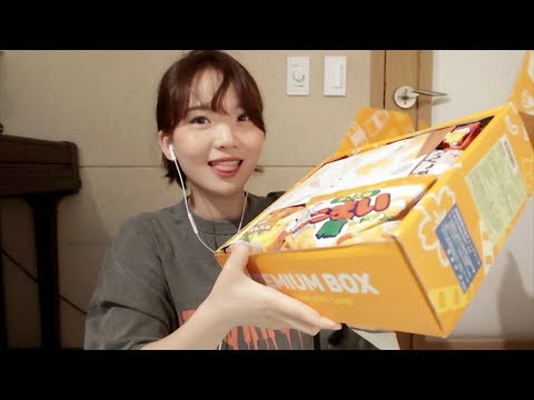 일본과자 먹으면서 편하게 잡담수다 asmr / Eating Japanese Candy from TokyoTreat & Korean whispering asmr