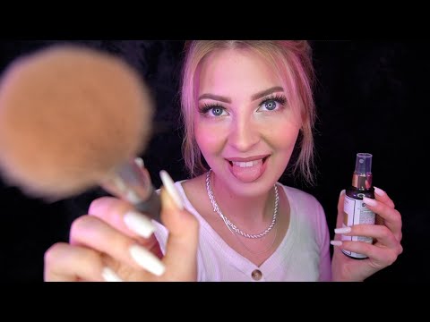 ASMR *TINGLES OVERLOAD* 🤯 • FRIEND DOES YOUR MAKE-UP 💄🤍 (MOUTHSOUNDS, PERSONAL ATTENTION & MORE)