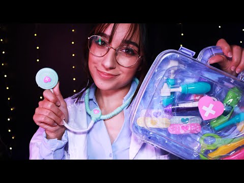 ASMR Português/Portugal | Exame Médico Realista mas com Brinquedos 👩‍⚕️(Medical Roleplay/ Dra. Maya)