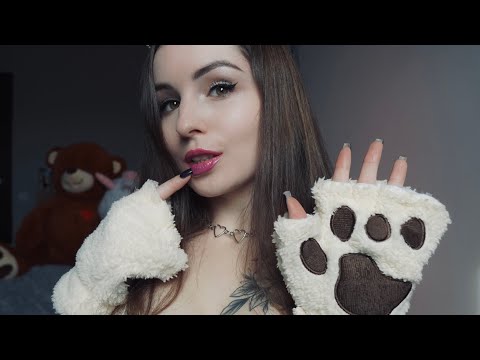 ASMR EAR LICKING, JEWELLERY TAPPING | FACE TOUCHING, BREATHING | PURRING, TEETH SOUNDS