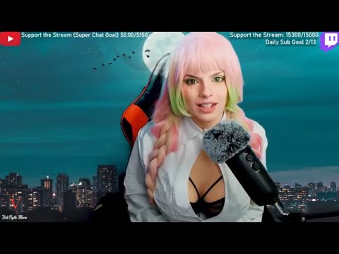 VICKI IS TOO BOUNCY! ~ LIVE STREAM CLIP COMP: Just Chatting | Mitsuri Cosplay